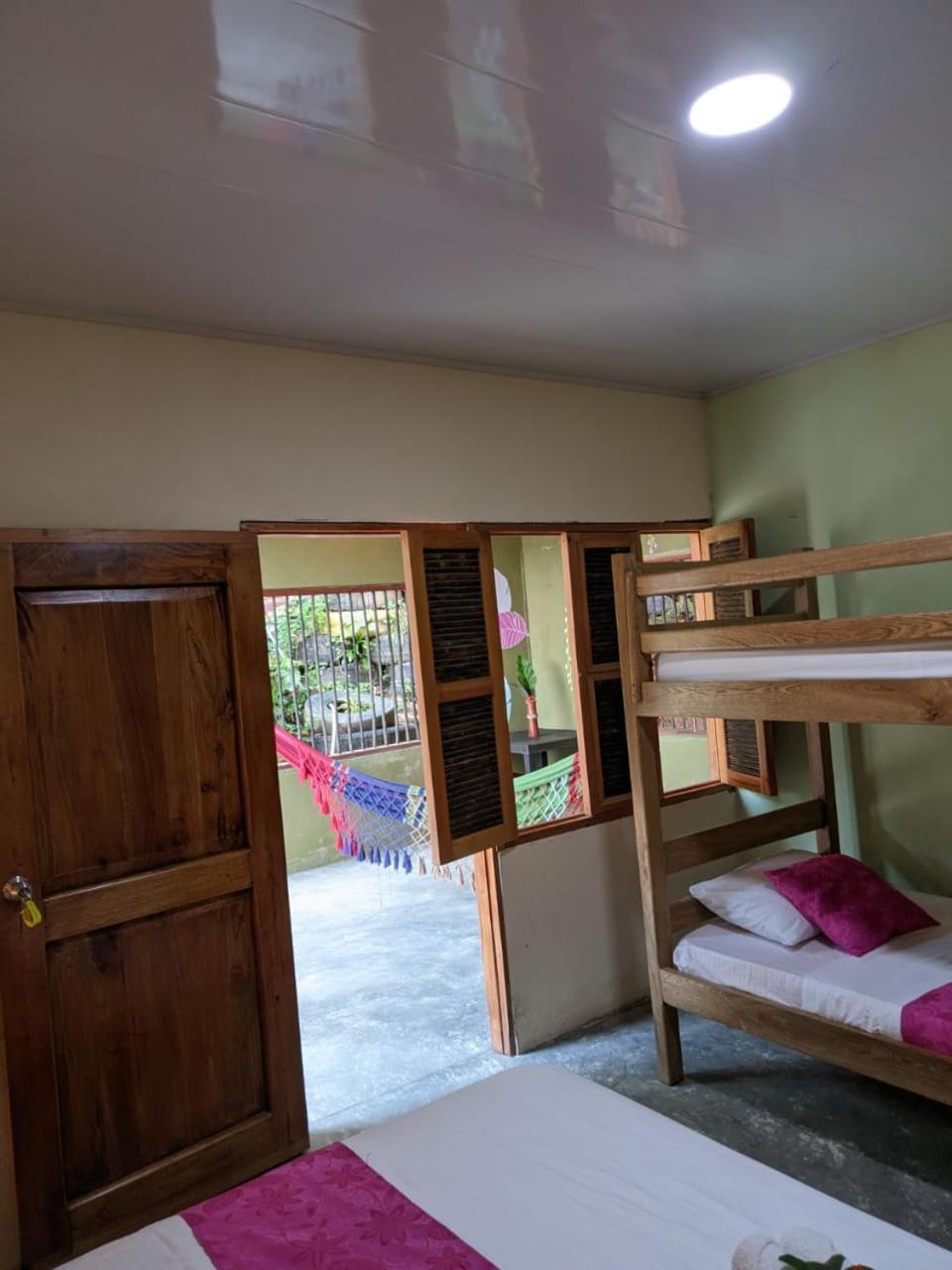 Guachaca Sierra Kay Hostel מראה חיצוני תמונה